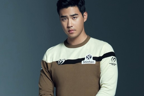 과감한 컬러 배색 디자인의 모던한 남성 가을 골프웨어 스타일링 WITH 장이근 프로 / 